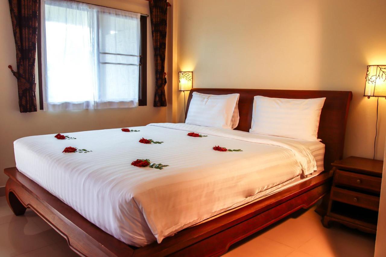 Namphung Phuket Boutique Resort Rawai Kültér fotó