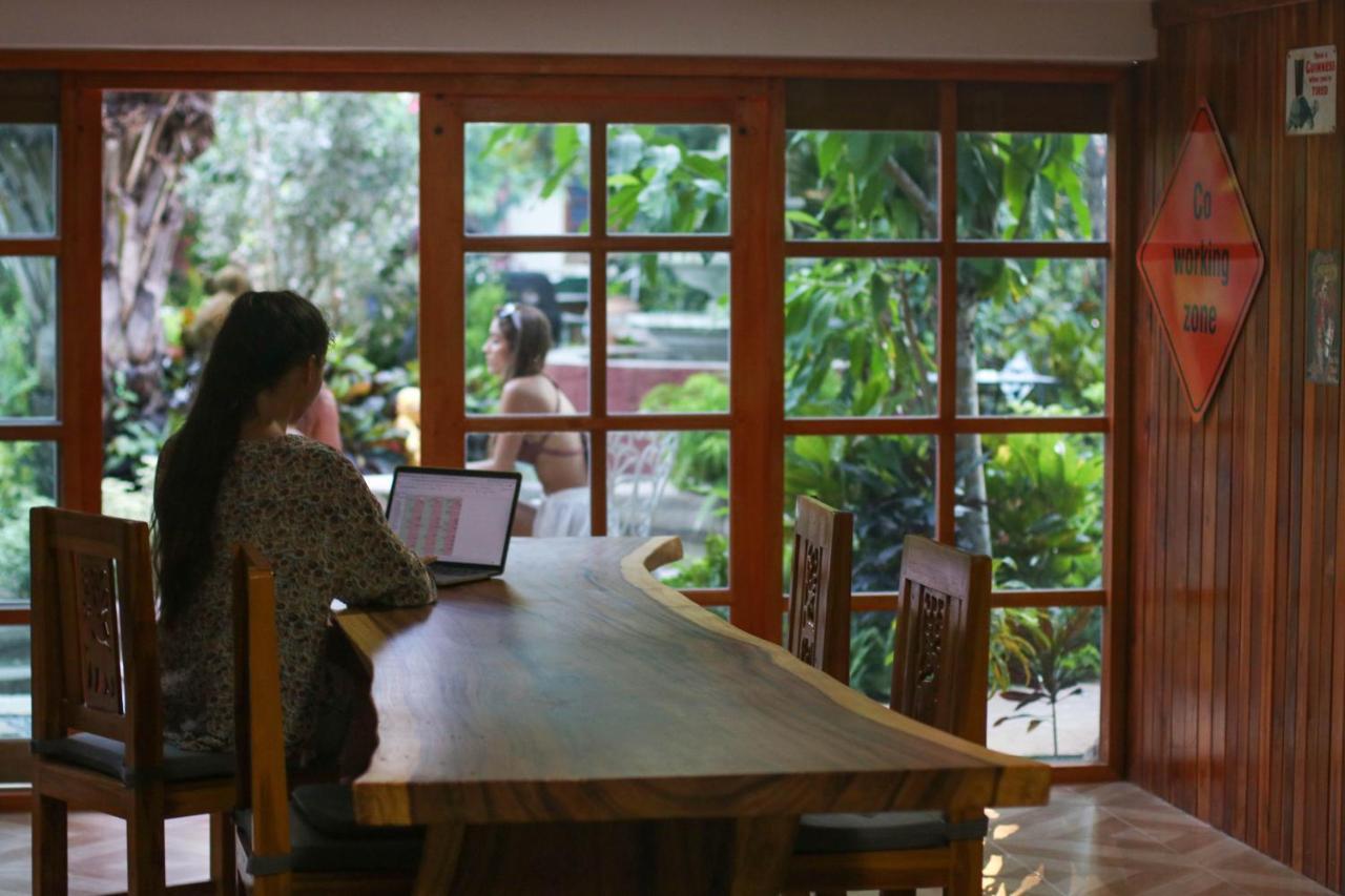 Namphung Phuket Boutique Resort Rawai Kültér fotó
