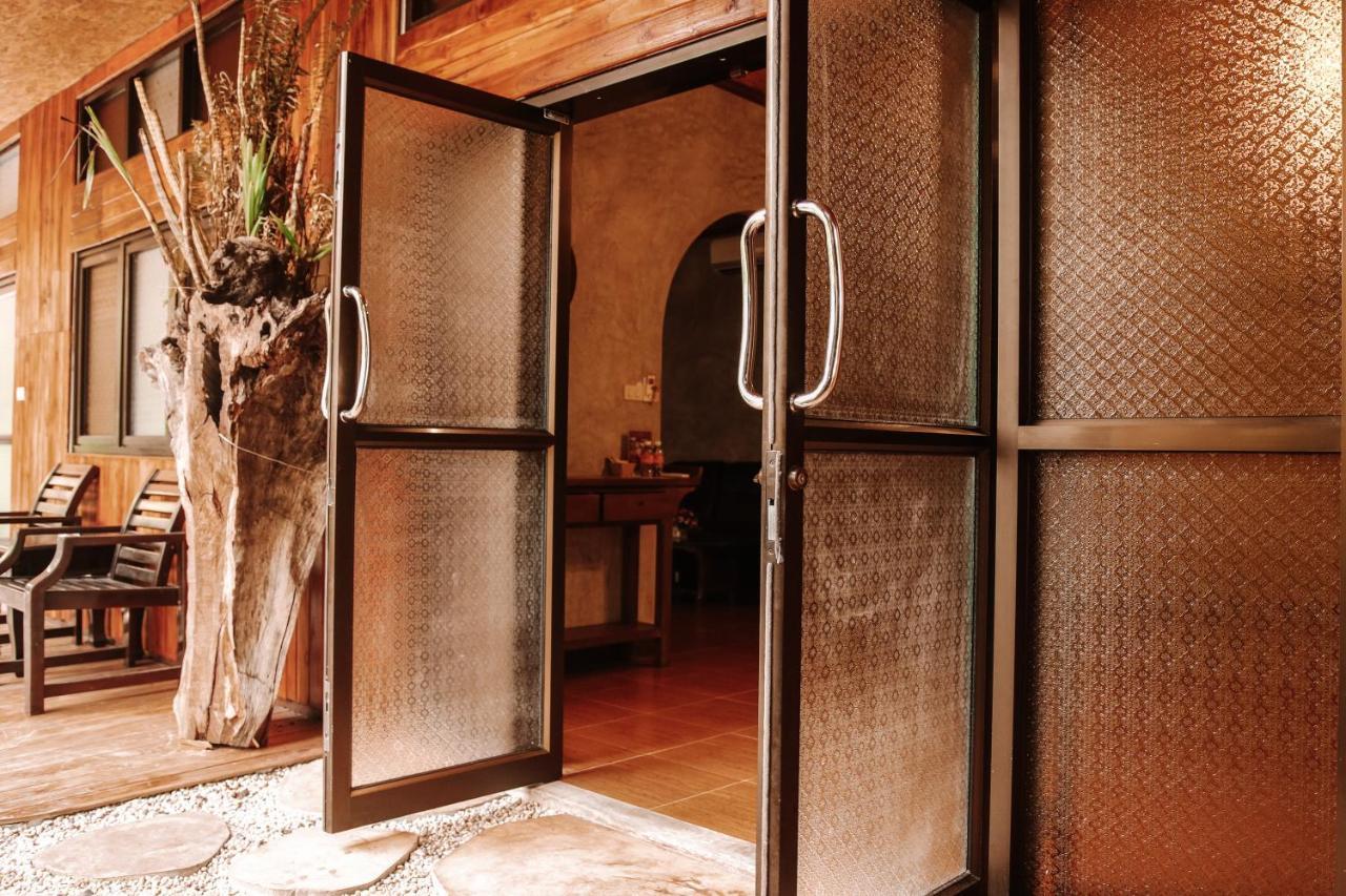 Namphung Phuket Boutique Resort Rawai Kültér fotó