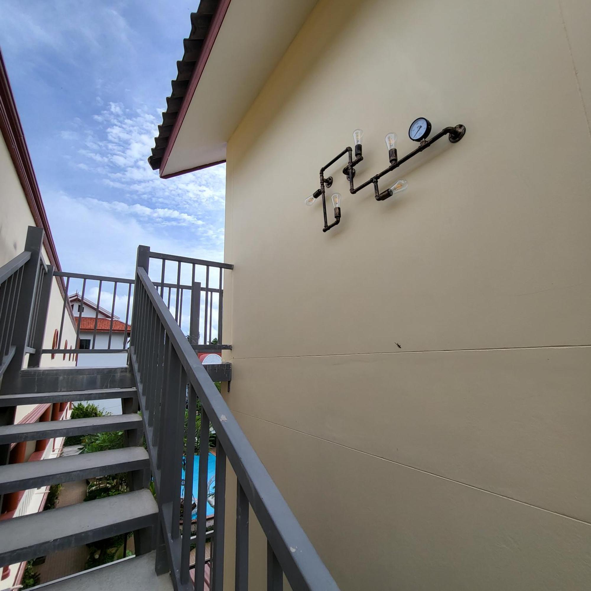 Namphung Phuket Boutique Resort Rawai Kültér fotó
