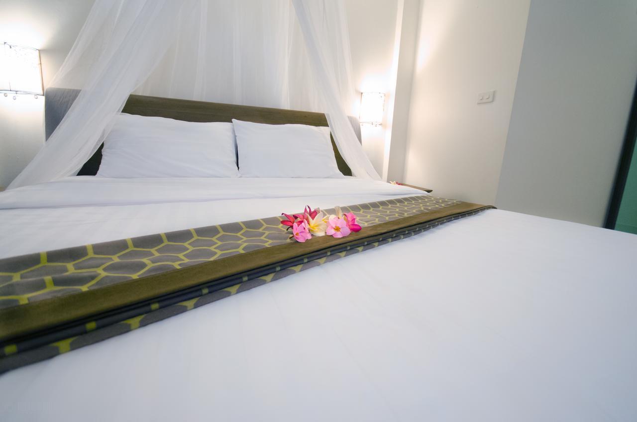 Namphung Phuket Boutique Resort Rawai Kültér fotó